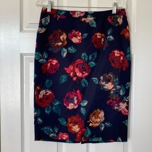 New Merona size 6 washable cotton blend lined skirt with side Pockets
